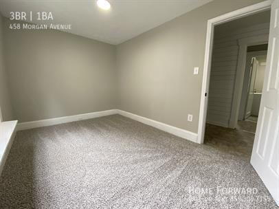 Photo - 458 Morgan Ave