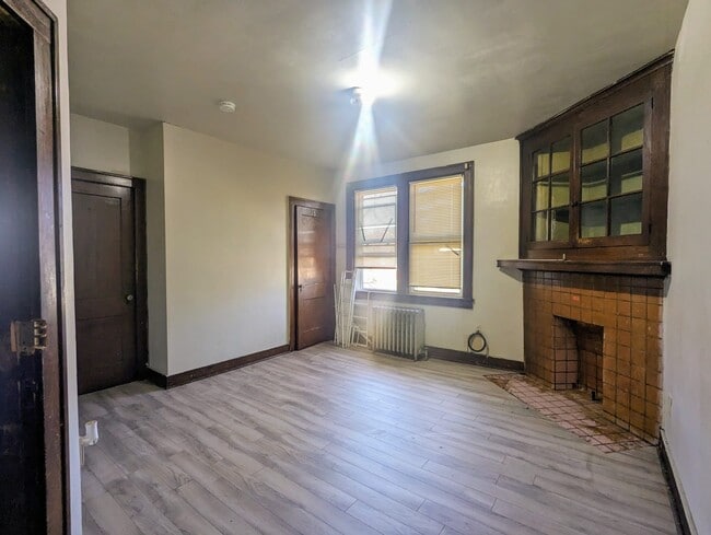 2120 Bedford Ave Unit 1