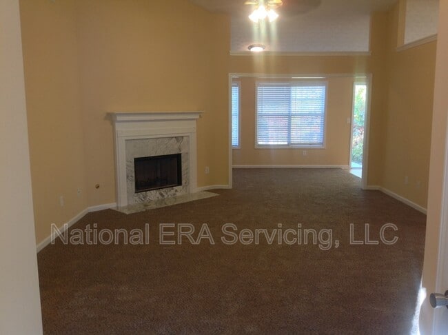 Photo - 360 Princeton Way