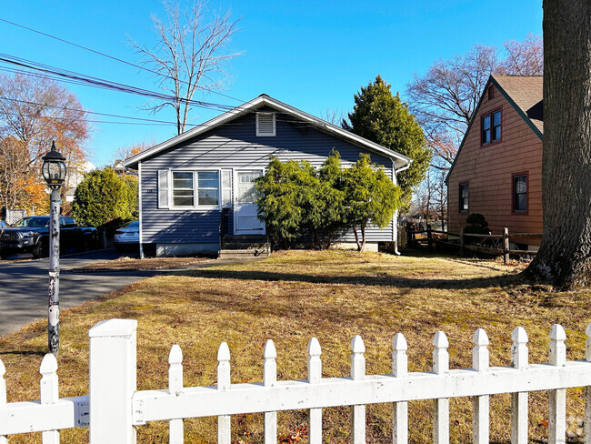 Building Photo - 229 York Rd Unit 231 Rental