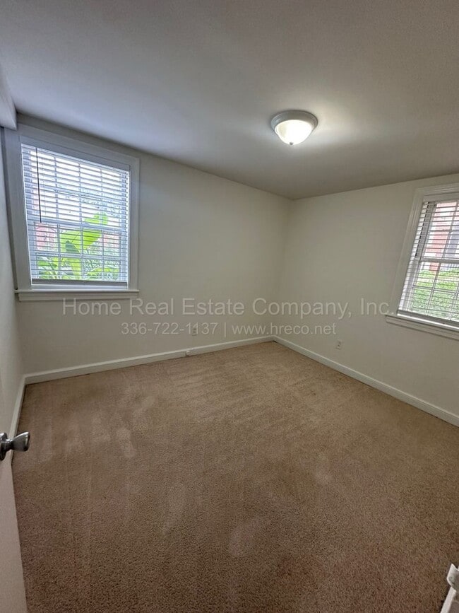 805 W End Blvd Unit B-1
