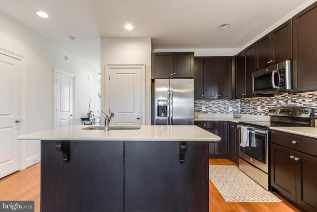 Photo - 18830 Bethpage Dr