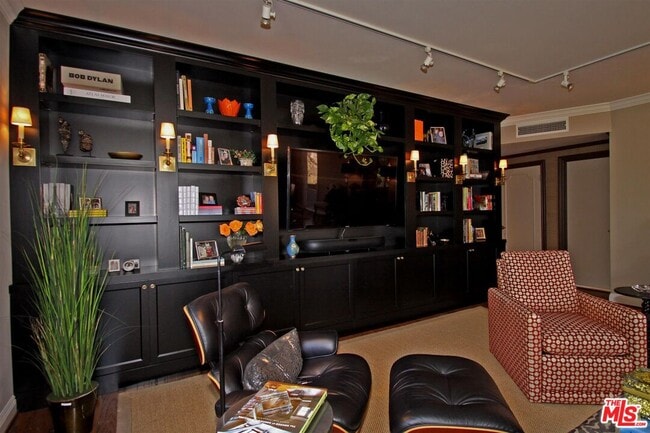 Photo - 412 N Palm Dr Unidad 402