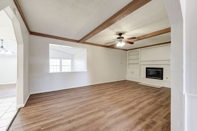 Photo - Two-Story 4 bed 2 bath Home in the Heart of Moore!