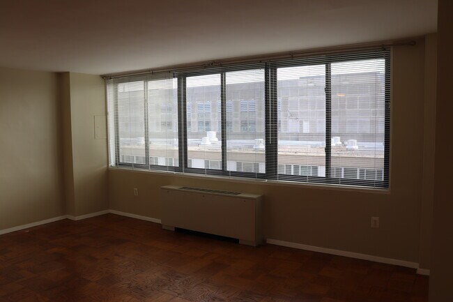 Photo - 2030 F St NW Unit 1012