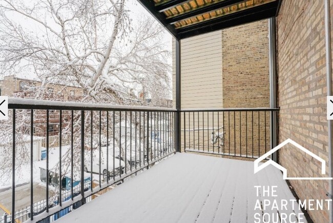 Photo - 3820 N Sheffield Ave Unit 2