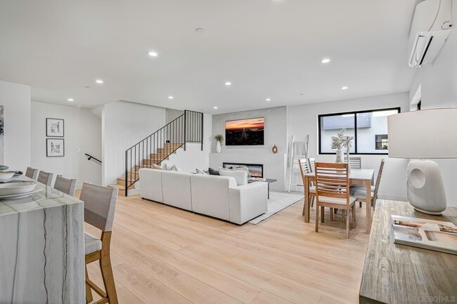Photo - 2126 San Clemente St Townhome