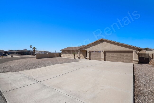 Photo - FURNISHED AVAILABLE OCTOBER - MAY