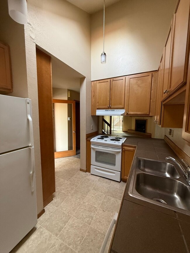 Photo - 3131 Bell Dr