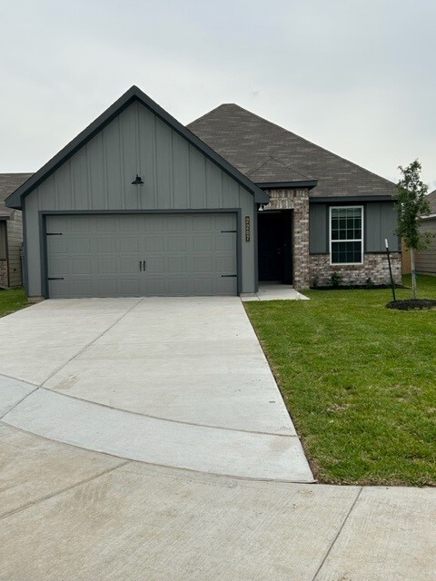 Photo - 2207 John Ross Ct (Bryan, TX)