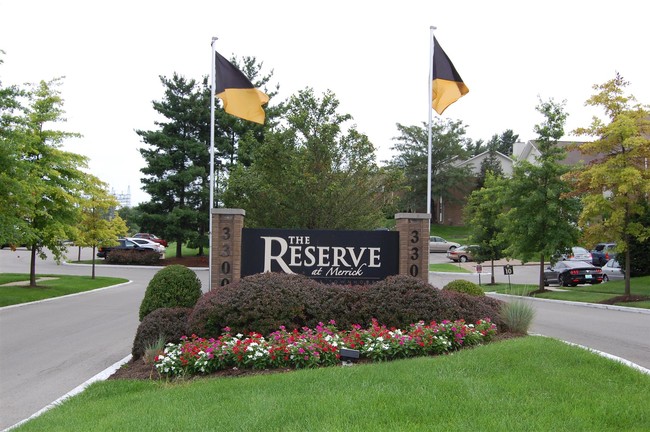 Building Photo - The Reserve At Merrick Rental
