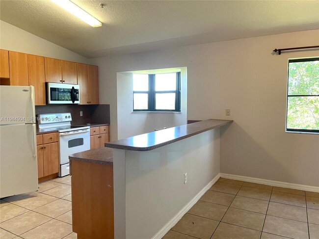 Photo - 22621 SW 88th Pl Unit 304-8
