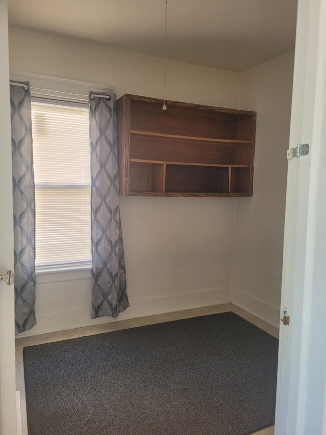 Photo - 416 E 3rd St Unit 1st flr