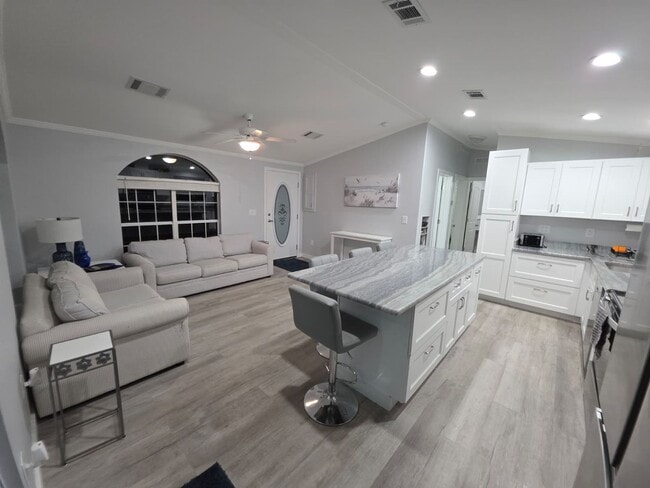 Photo - Newly Remodeled / Furnished 2 Bedroom / 2 Bathroom