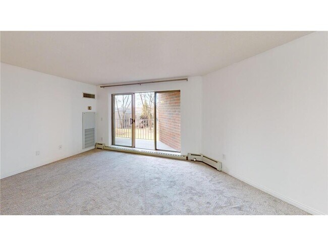 Photo - 1425 W 28th St Unit 106