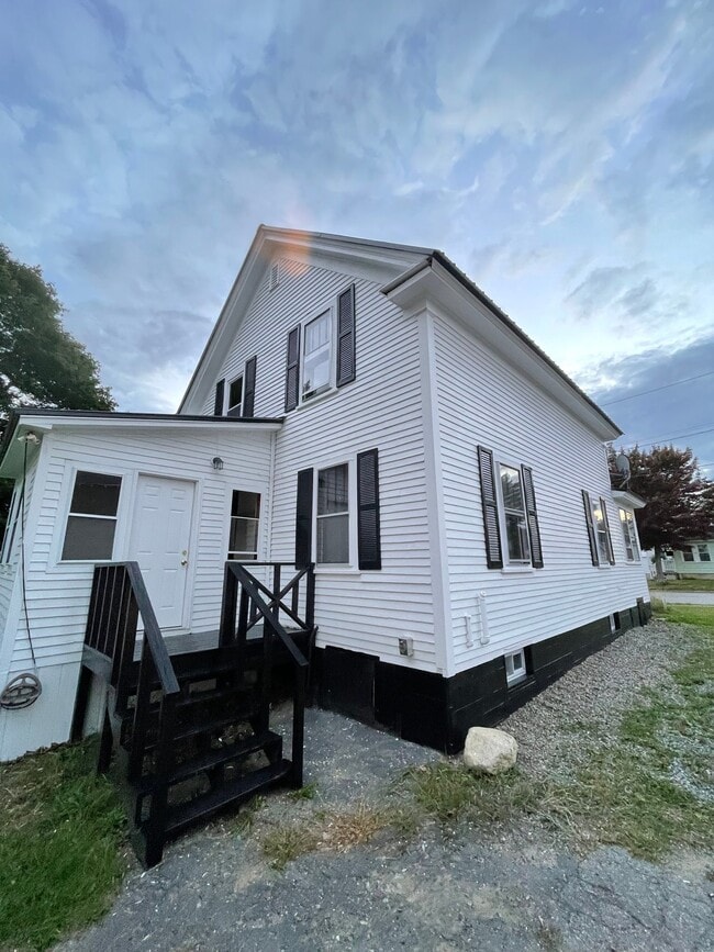 19 Eastern Ave