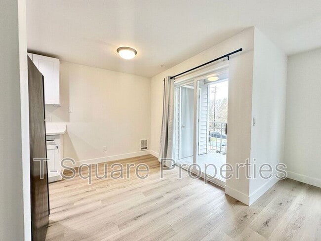 Photo - 7041 S 116th Pl