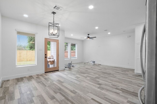 Photo - 6623 Cohn St