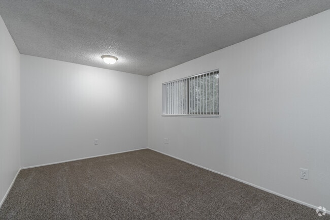 2BR, 1.5BA - 1,180SF - Primary Bedroom