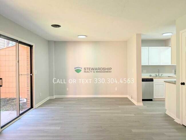 Photo - 691 Carroll St