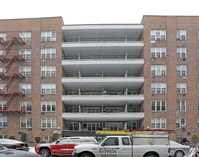 Photo - 14430 Roosevelt Ave