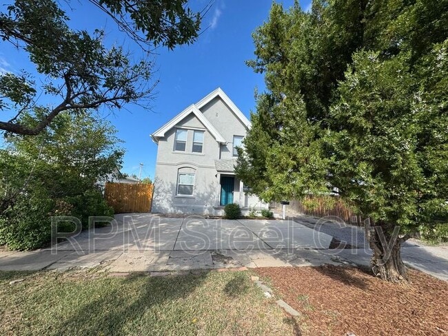 Photo - 2723 3rd Ave
