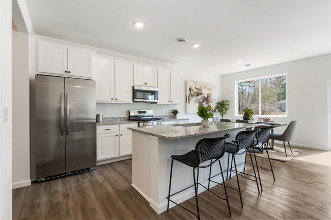 Photo - 20929 Woods Edge Ct