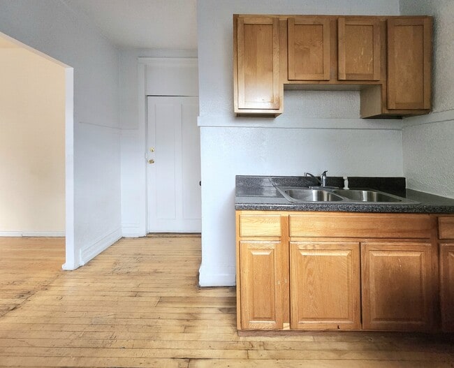 Photo - 1918 N Drake Ave Unit 1W