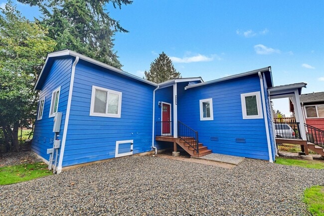 Photo - Brand New Home in Prime West Seattle Location - $3,900