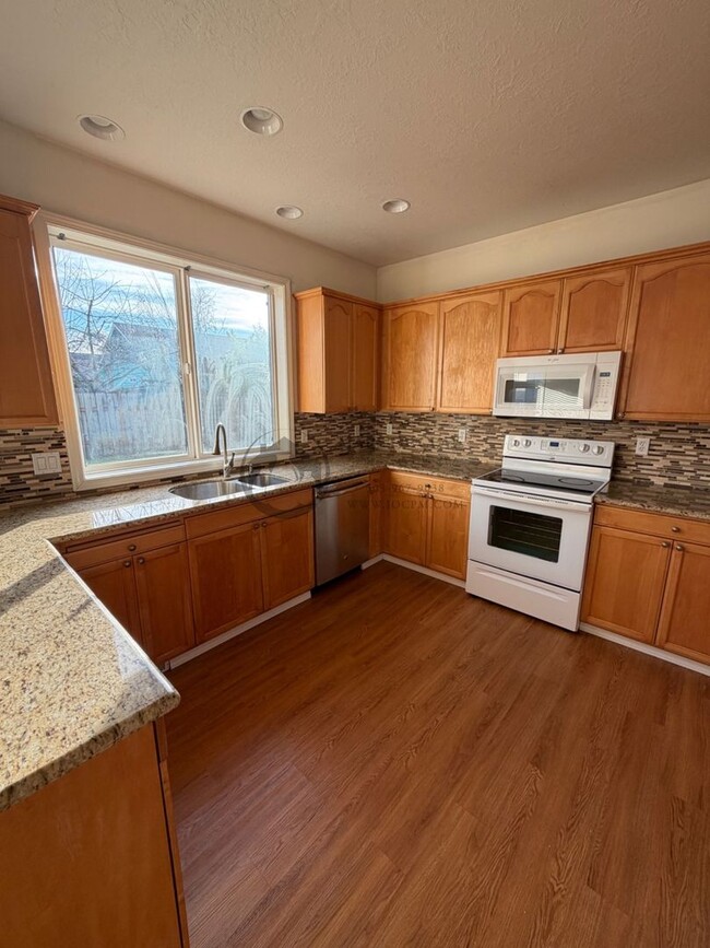 Photo - Great Location in Canby-Ready to Rent