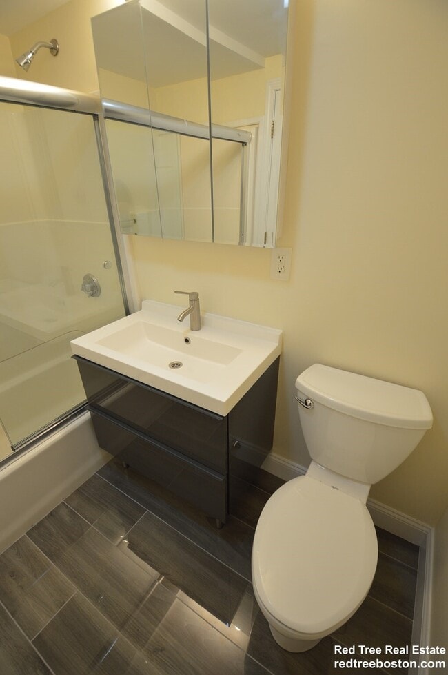 Photo - 1801 Beacon St Unit 2