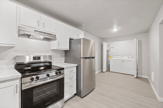 Photo - Chambers Crest