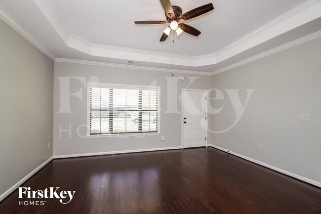 Photo - 5573 Timber Leaf Trail