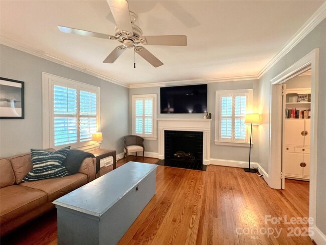 Photo - 3108 Barnhill Dr