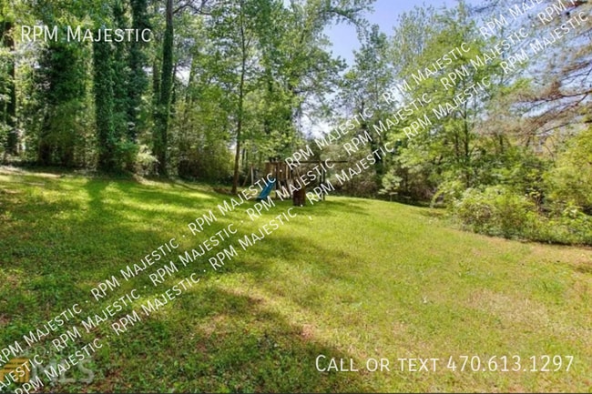 Photo - 2118 Rosser Terrace