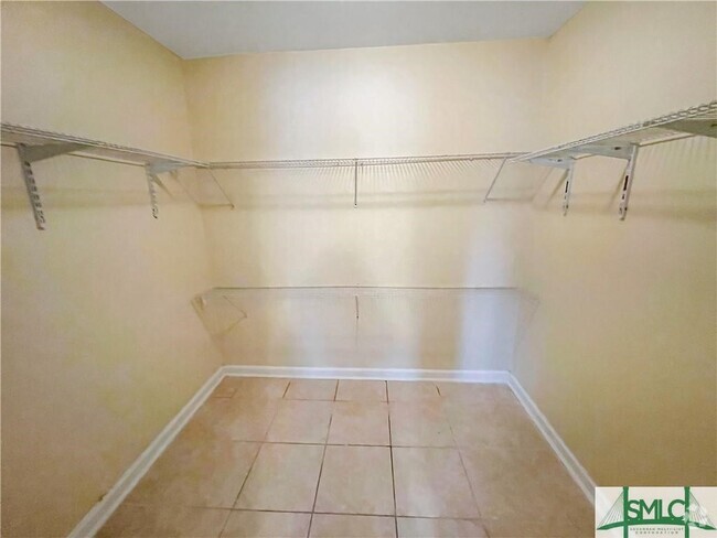 Building Photo - 5410 Emory Dr Rental