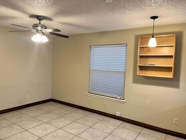 Photo - 4555 Sun Valley Dr Unit A