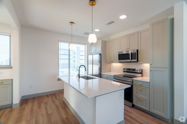 3BR, 2.5BA - 1,470SF - Kitchen