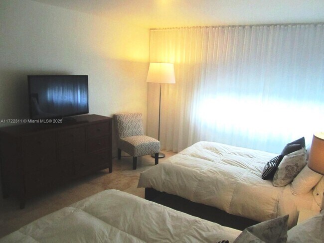 Photo - 100 Lincoln Rd Unit 302