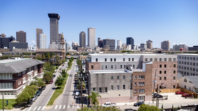 Photo - Belle Reve at H3C -Senior 55+