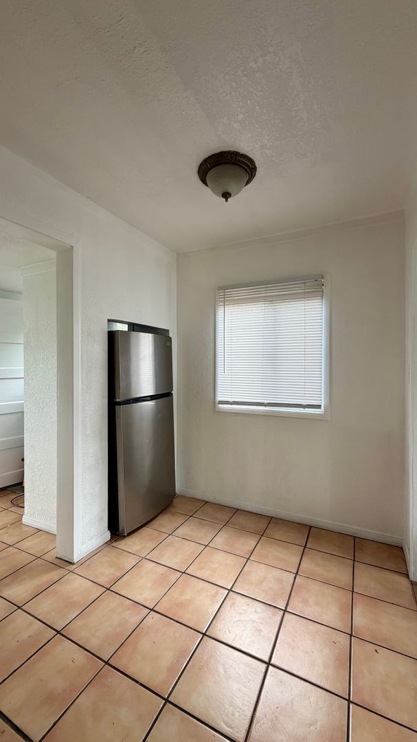 Photo - 3621-3623 Eugene Place Unit 3621