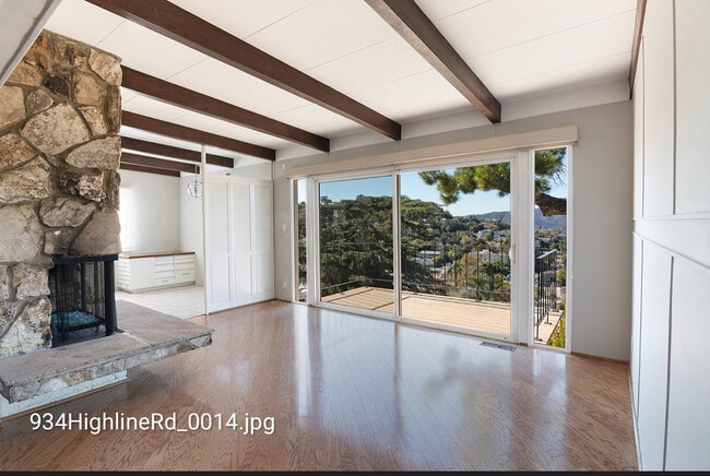 Photo - 934 Highline Rd Unit House