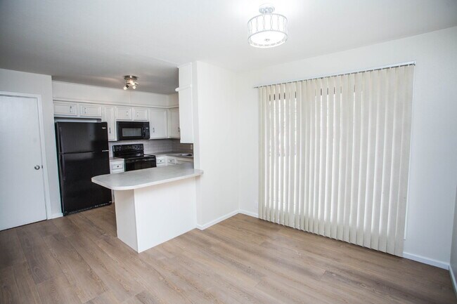 Photo - "Charming 3-Bed Retreat in Lubbock with Granite Accents & Spacious Living!"