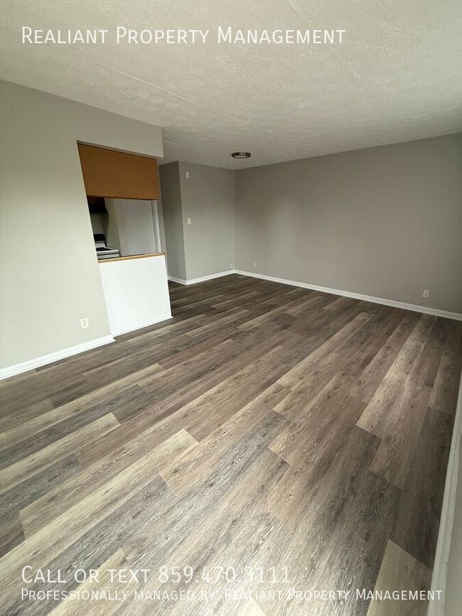Photo - 2021 Cambridge Dr Unit 45