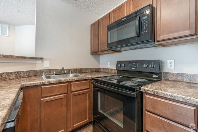 1BR, 1BA - 640SF - Kitchen