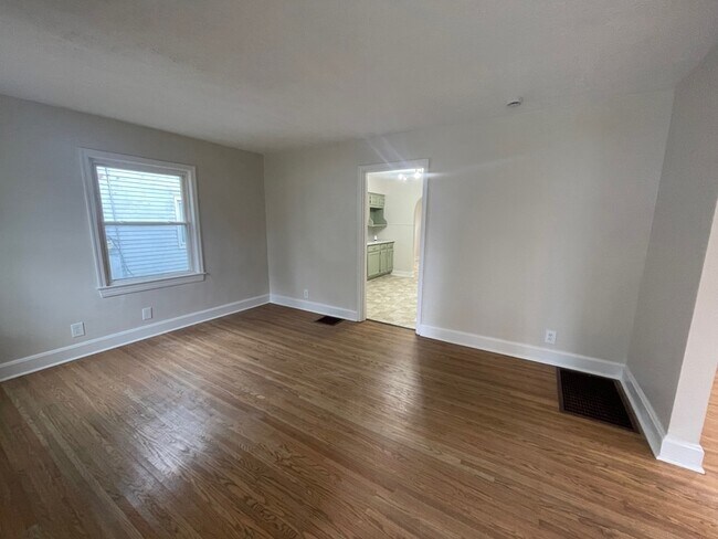 Photo - 1813 S 24th St