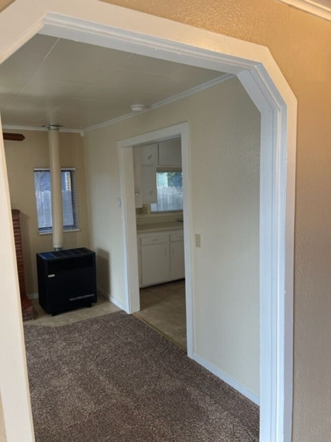 Photo - 2 Bedroom in Anderson with yard and garage!
