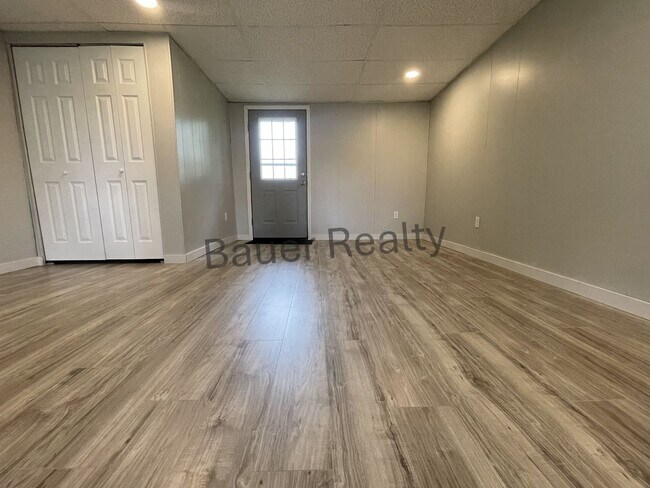 Photo - Two Bedroom in Crestview Local Schools