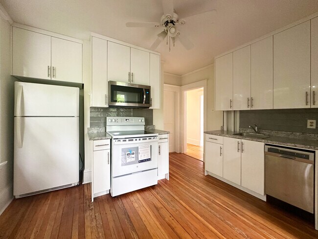 Photo - Cedar Street