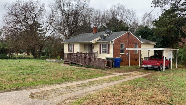 Building Photo - 422 Lamont St